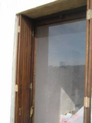 Rénovation d'une fenêtre, et ses volets persiennes ,à Marseille, réaliser par Techpose